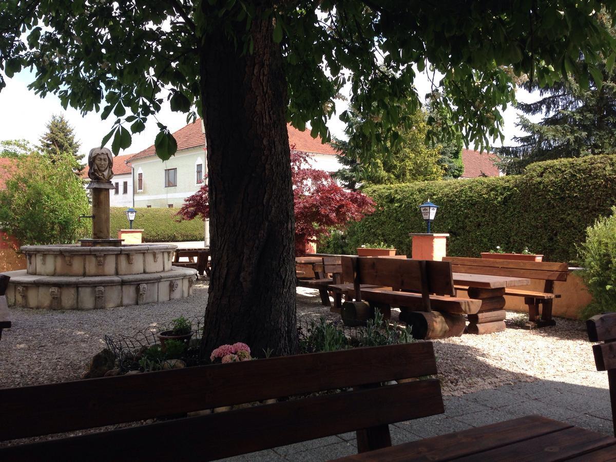 Gasthaus Marienhof Kirchdorf am Inn Exterior foto